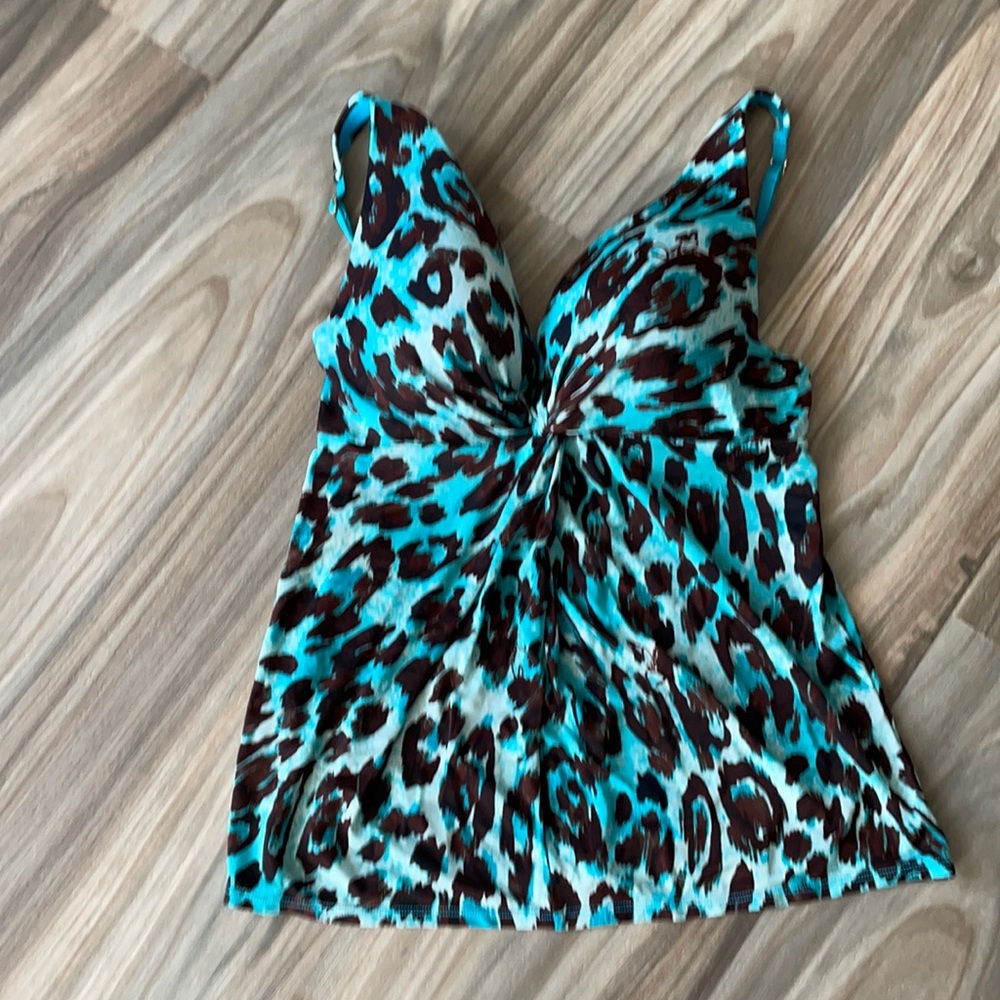 Victoria’s Secret bra top